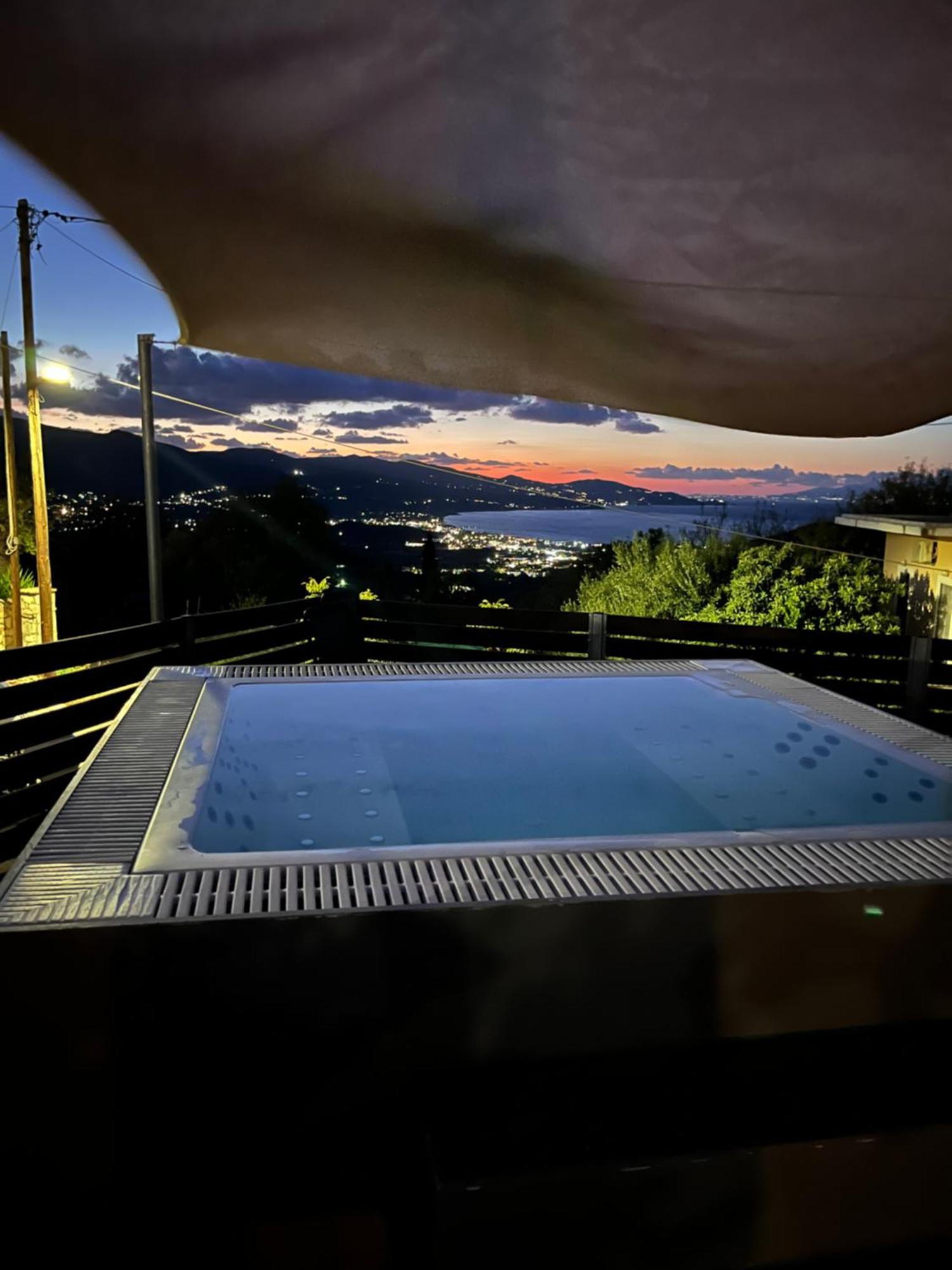 Villa Thea - Τhe View 1St Floor Áno Yerakaríon Zewnętrze zdjęcie
